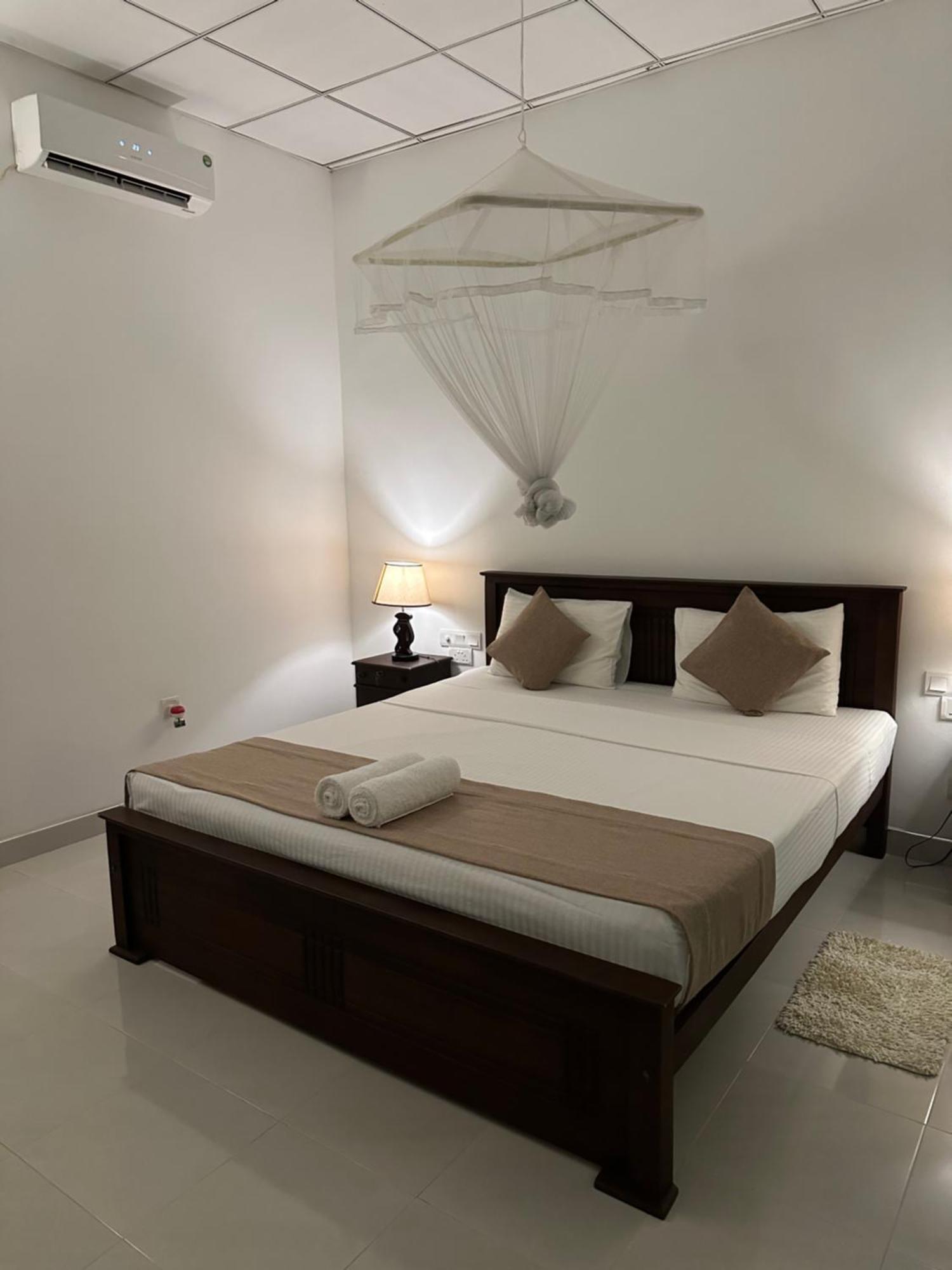 Sigiri Hibiscus Villa Sigiriya Esterno foto